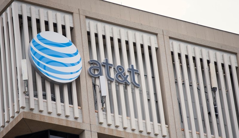 An AT&T Logo is pictured on the side of a building in Pasadena, California, January 26, 2015. REUTERS/Mario Anzuoni